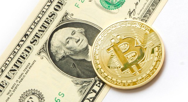 Bitcoin und Dollar