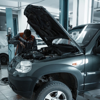 Auto Reparatur