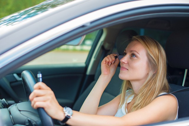 Autofahren Makeup