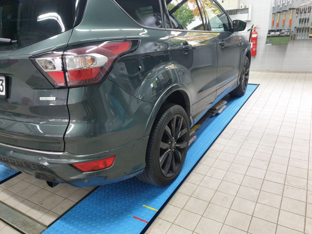 https://www.kfztech.de/kfztechnik/fahrwerk/spurverbreiterung/kuga-nachher-2.jpg